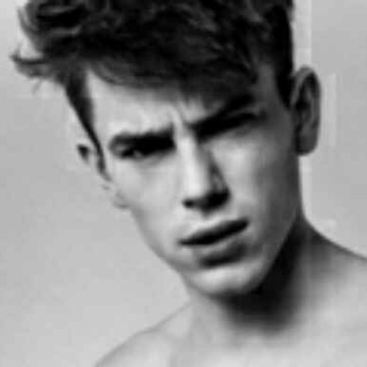 故事最后谁陪我走