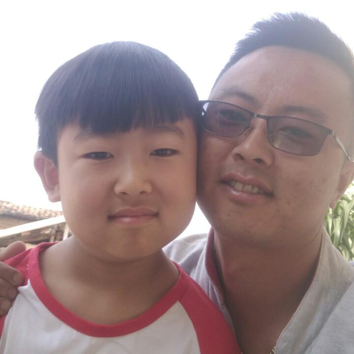 悦己  阅己  越己
