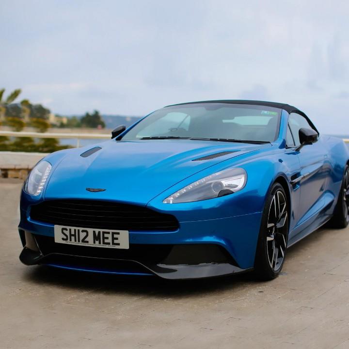 傻不拉叽的胖胖子