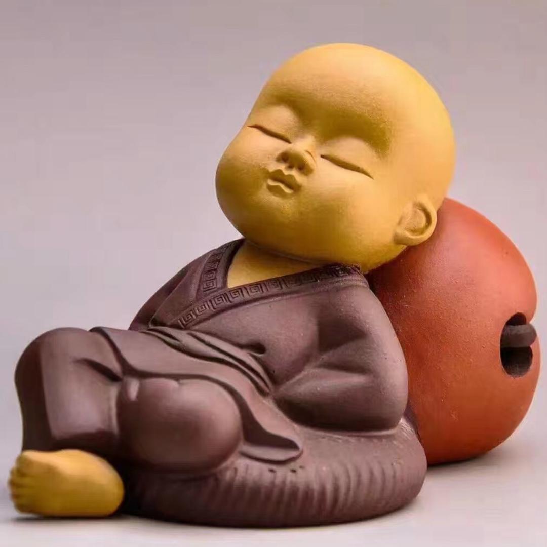 日月王堇