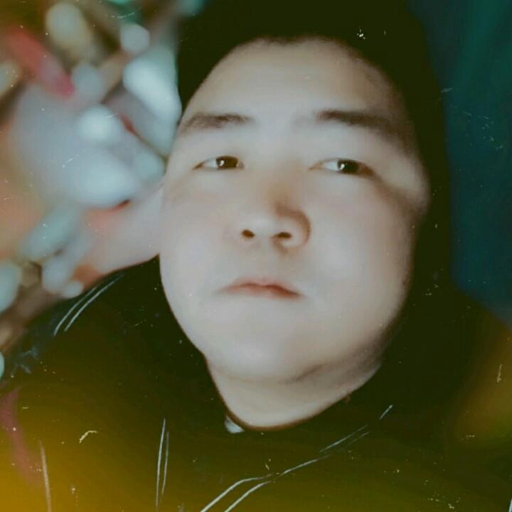 渴死あ¯\_(ツ的狼