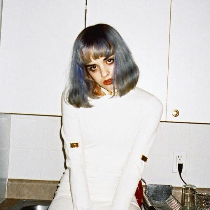 麻辣龙虾韦