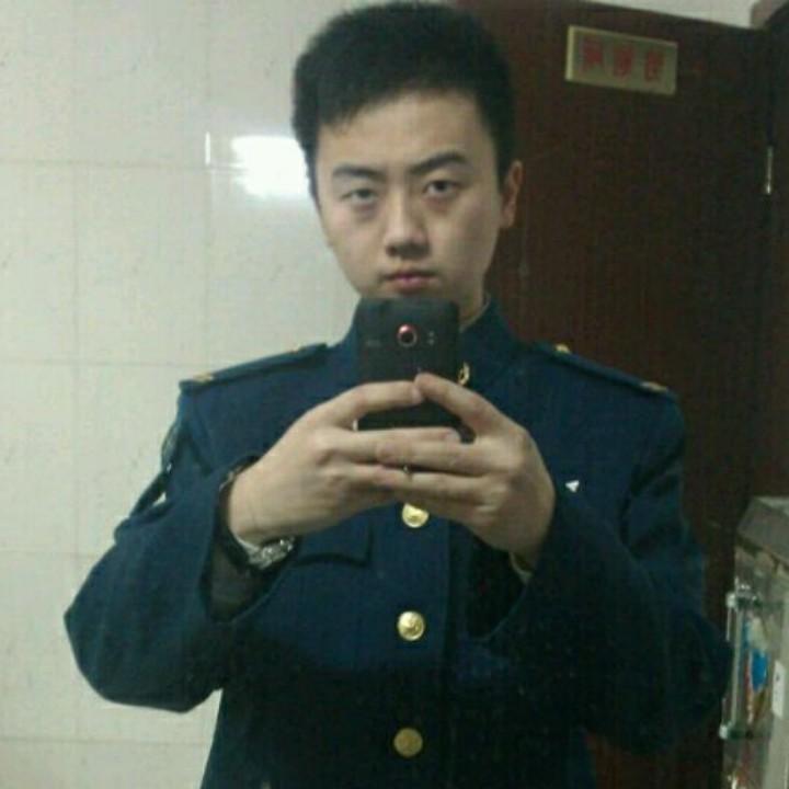 不必迎人笑脸