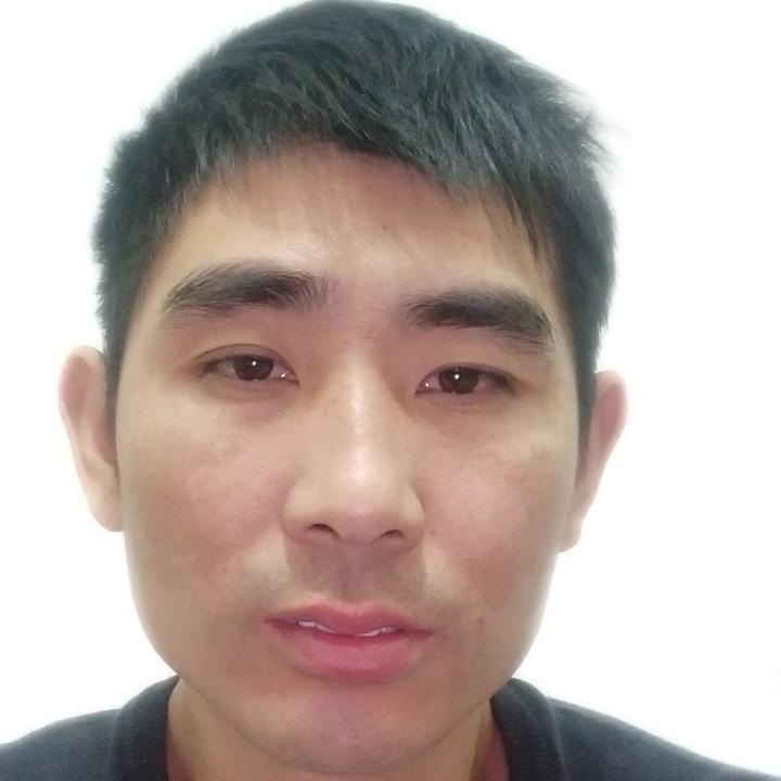邹小华，废品回收