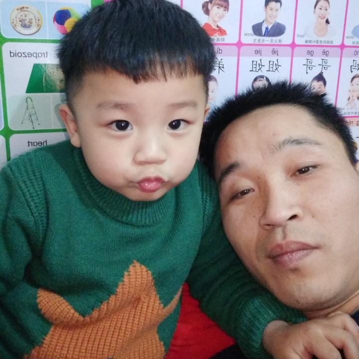 因你们爸爸不孤单