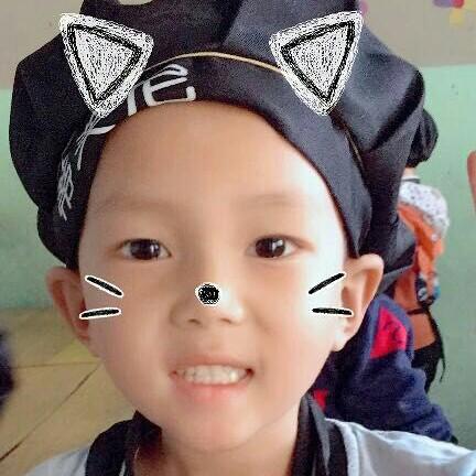 一个王子.两个公主