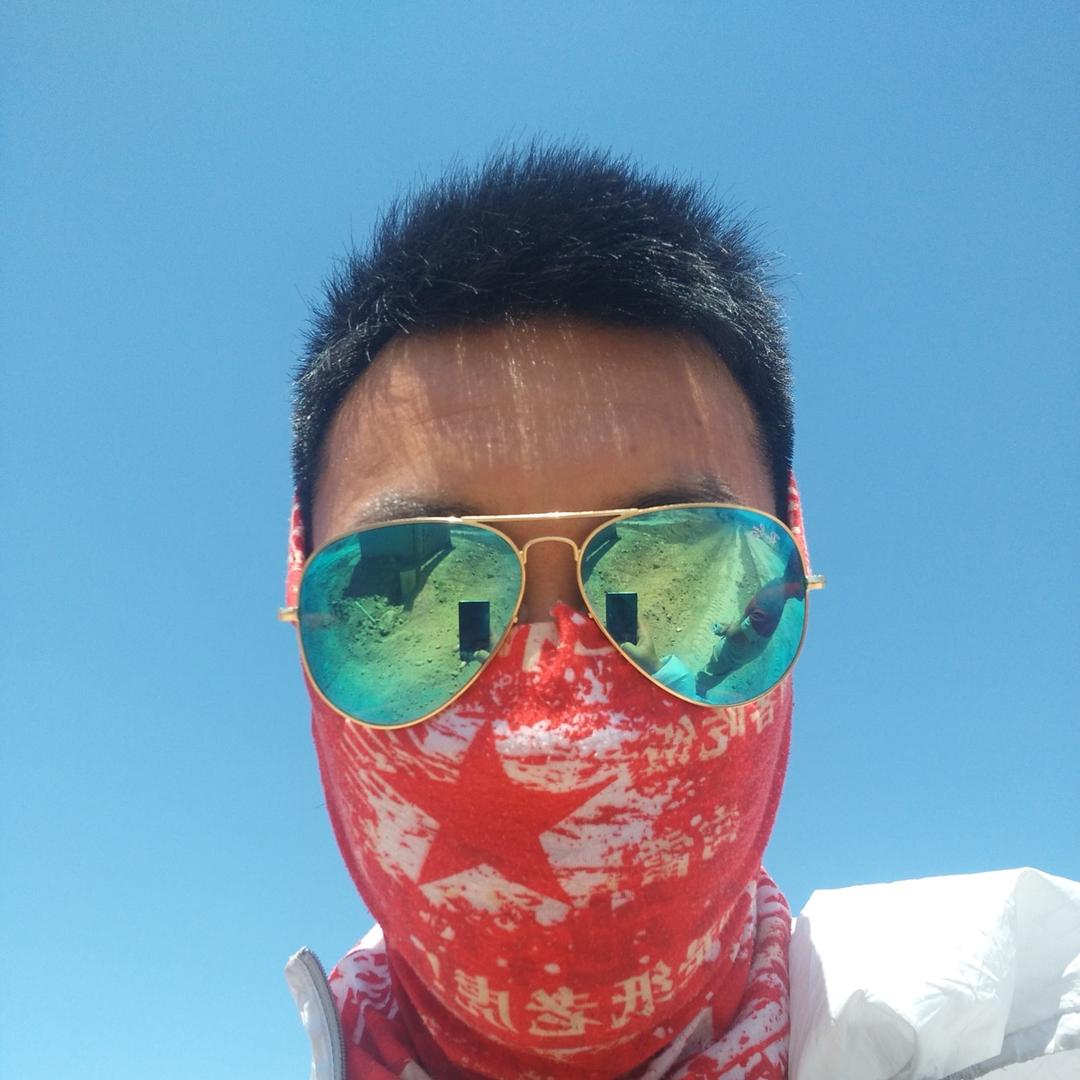 阳光照耀圣西罗