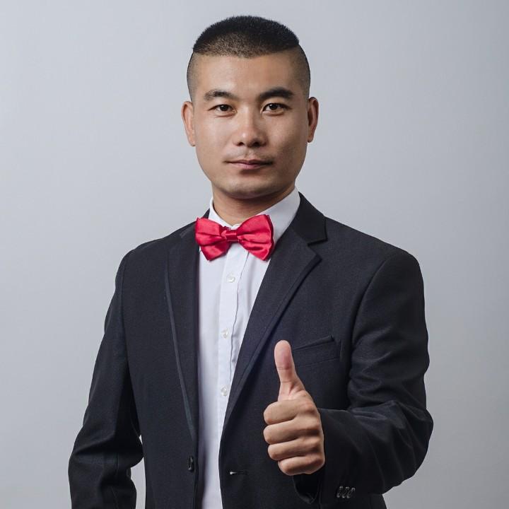 主持人狗宝-