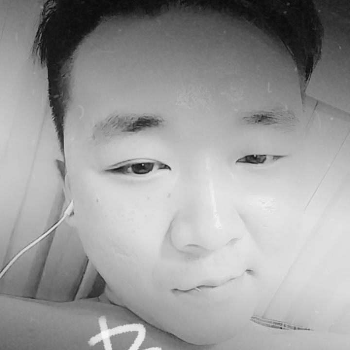 烎丶