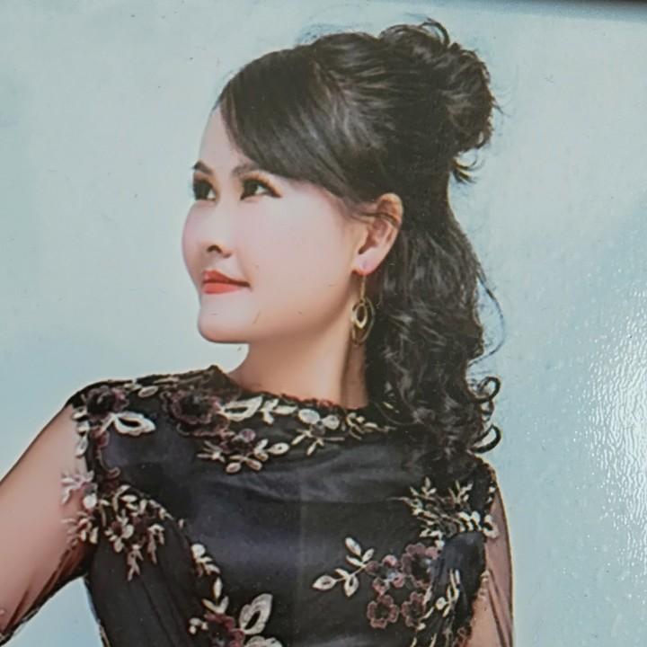 九月    美容美甲