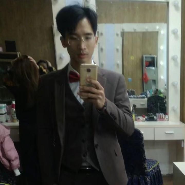 逍遥悠（不偷塔的梦老师）