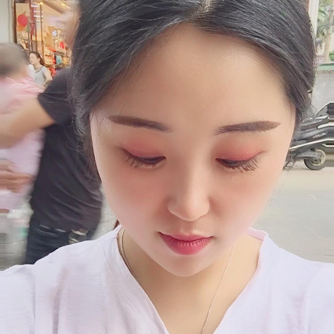 美妆🌿专业打造皮肤灯泡肌🌿