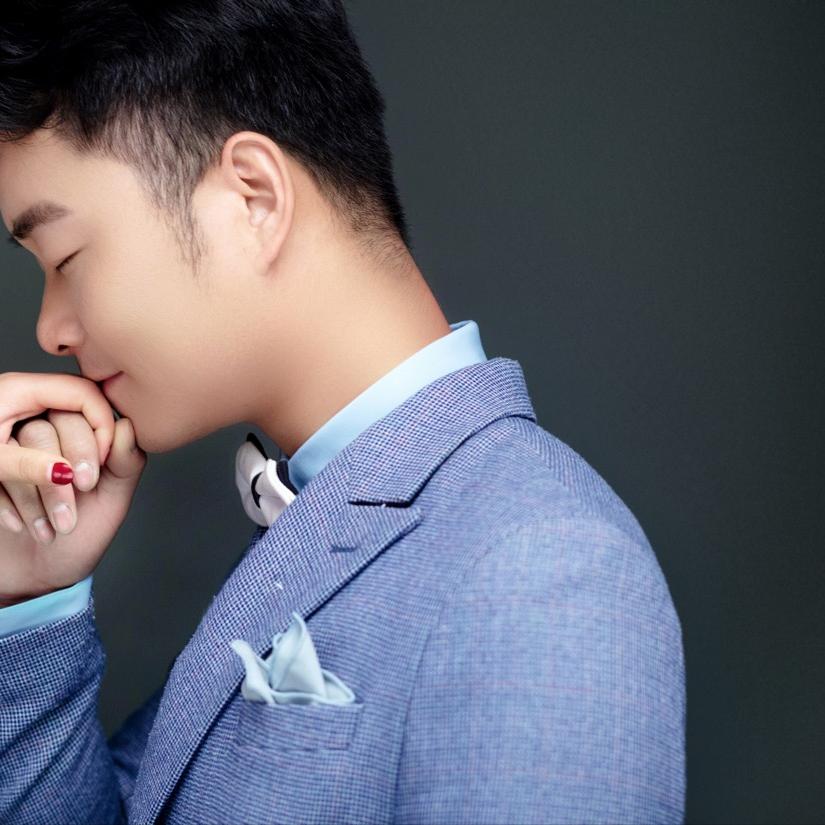 汉雷车灯西安樾凡改灯