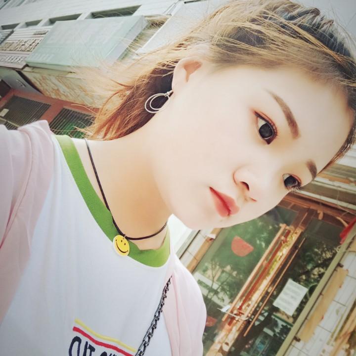 李美媚