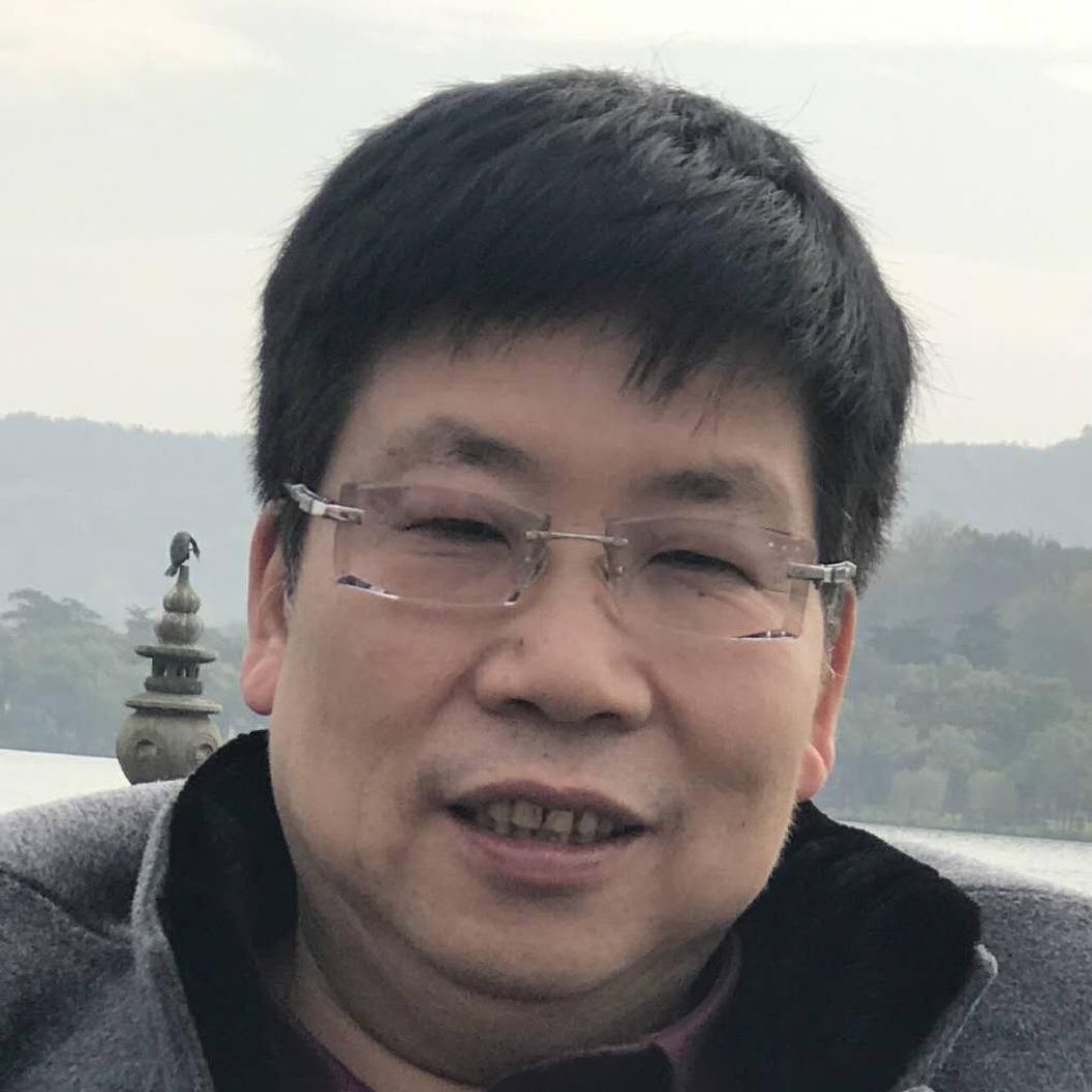 万通达箱包