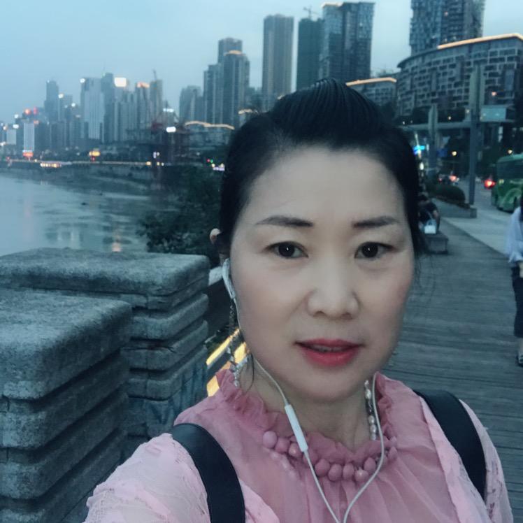阳光明媚