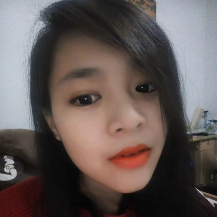 爱臭美的崽崽