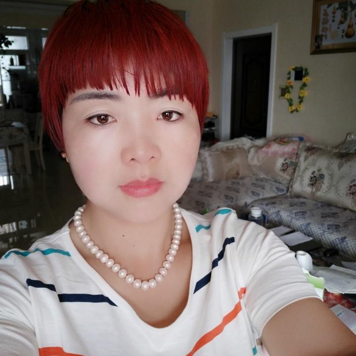 佳佳，高级母婴护理