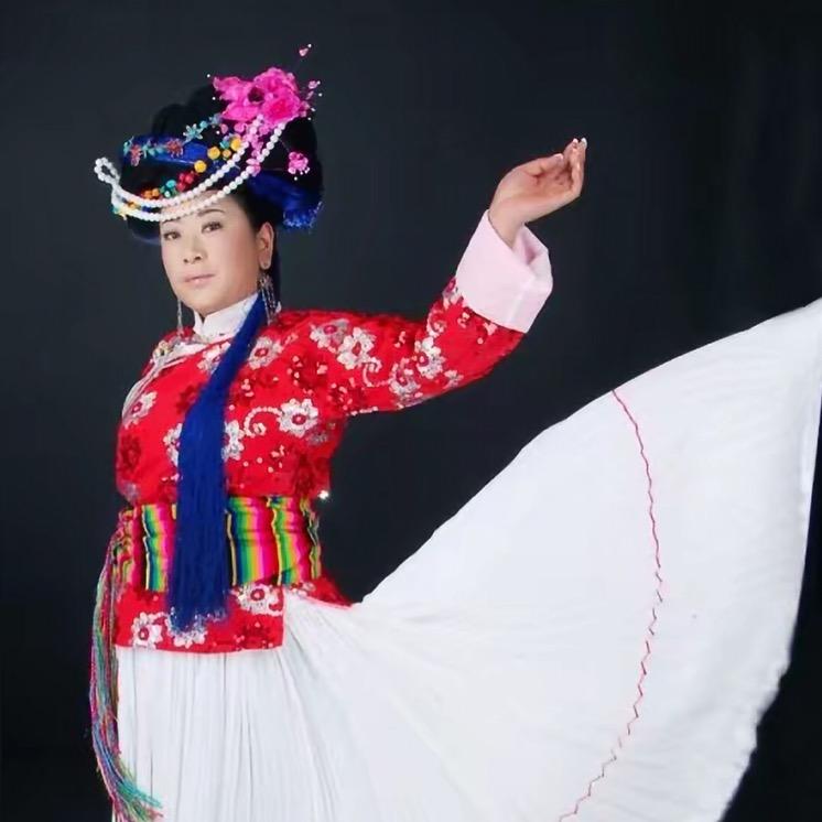 阿娜给汝拉措