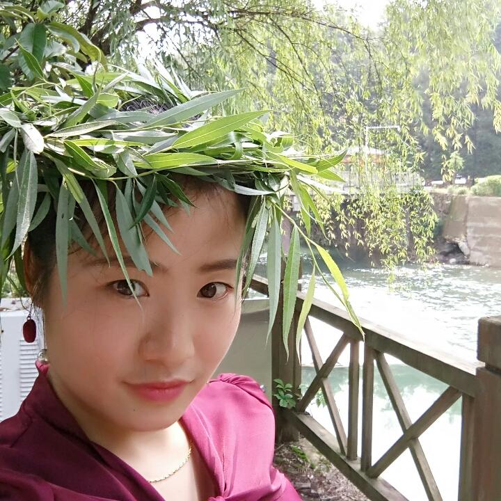 带刺的玫瑰🌹