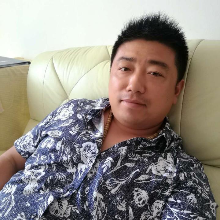 于珈骅