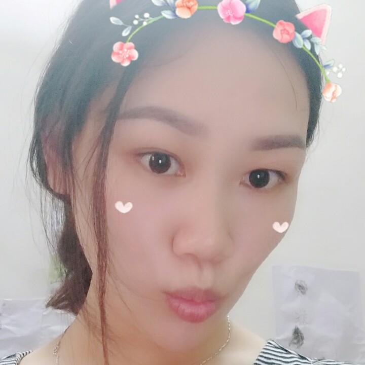 银河运动公园游泳冯教练