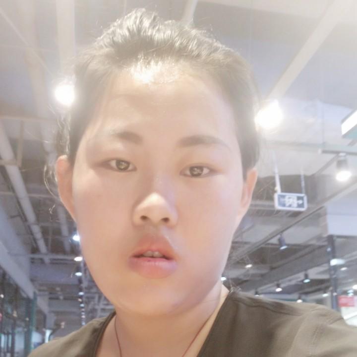肖怡霖