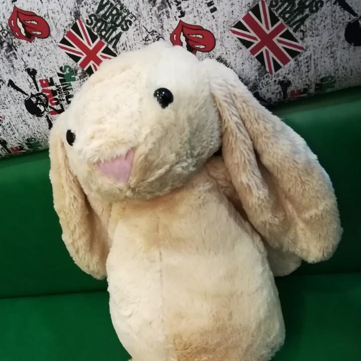 迁就，