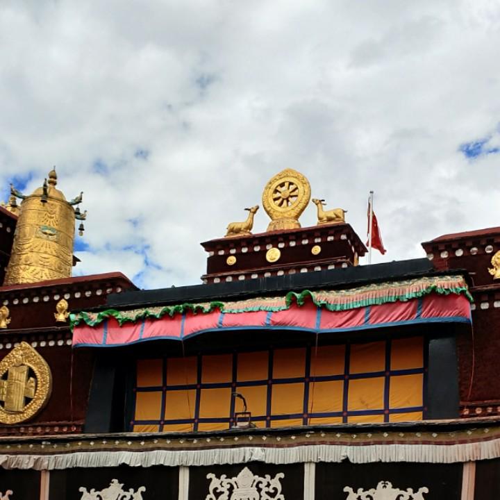 西藏雅鲁藏布大峡谷旅行社许俪娜