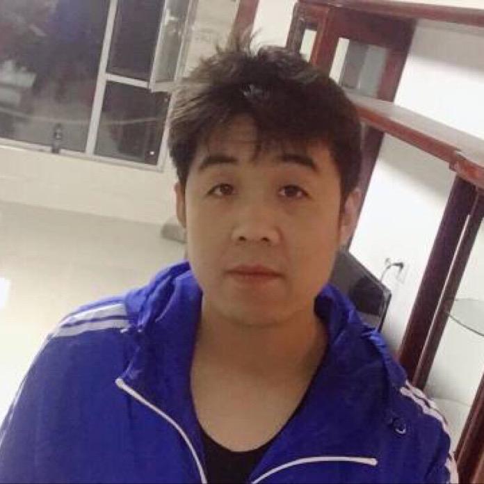 卟在青春