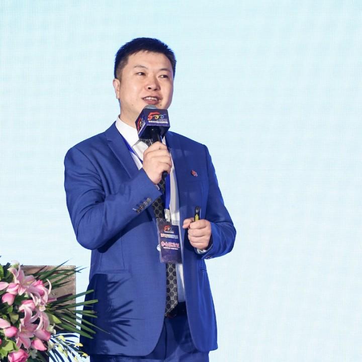 关心的斌