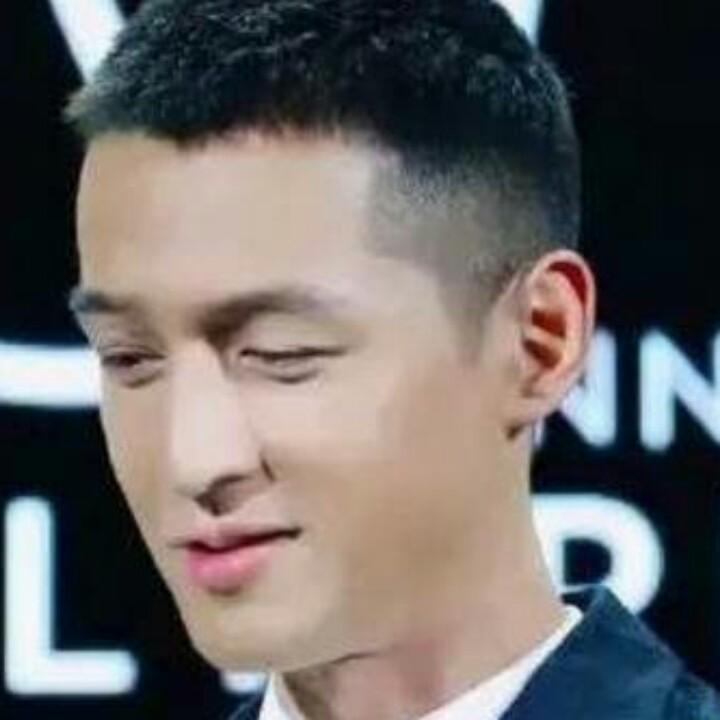 下一个他……