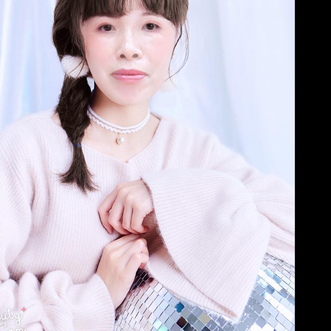 鲍荷