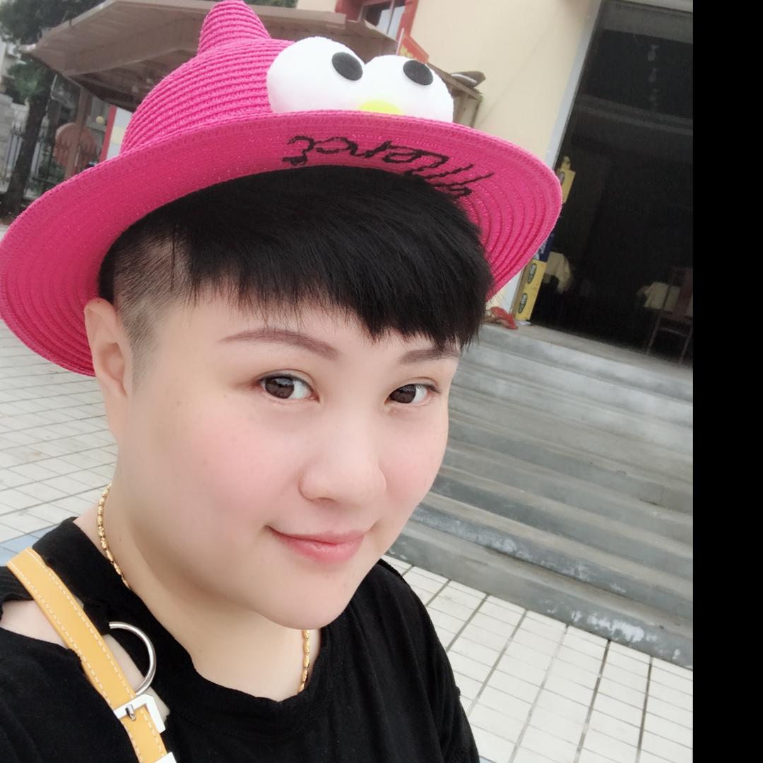 薛闹闹