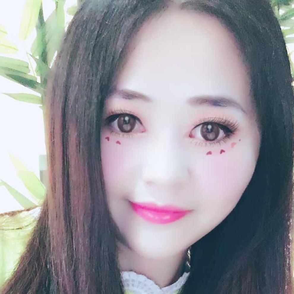 马玉平时尚服饰小铺(银基艾米)