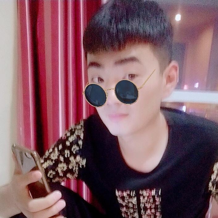 睡不着眯着👿