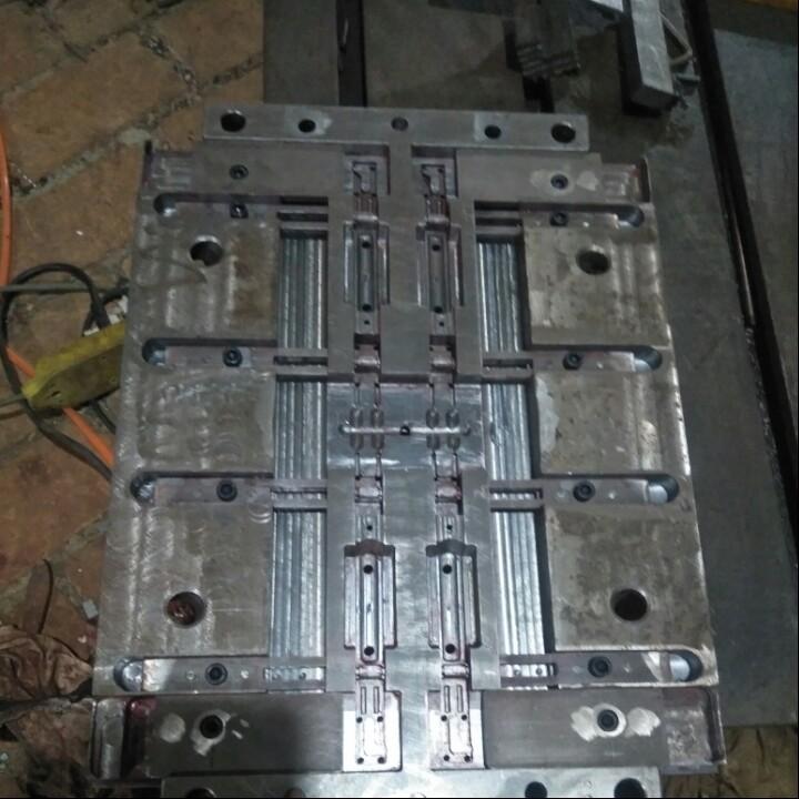 模具钳工赵