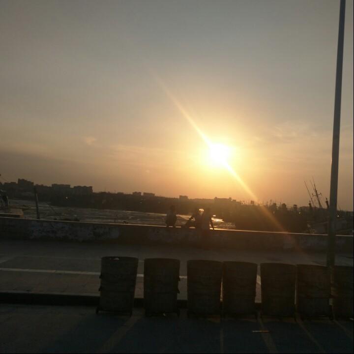 是容容呀