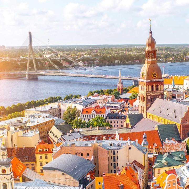 阳光总在风雨后