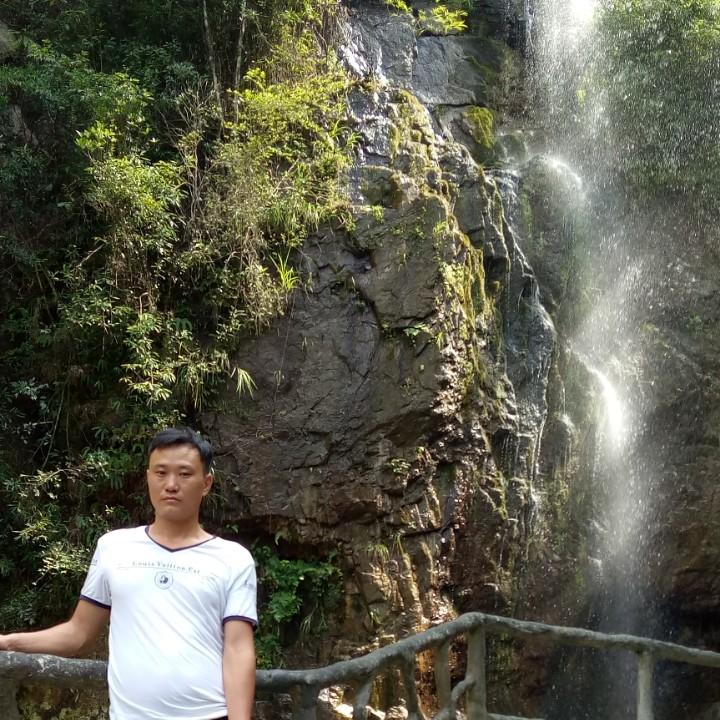 哥是WiFi等妹连《蒋》