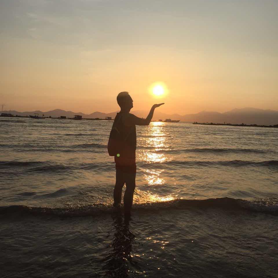 逐光