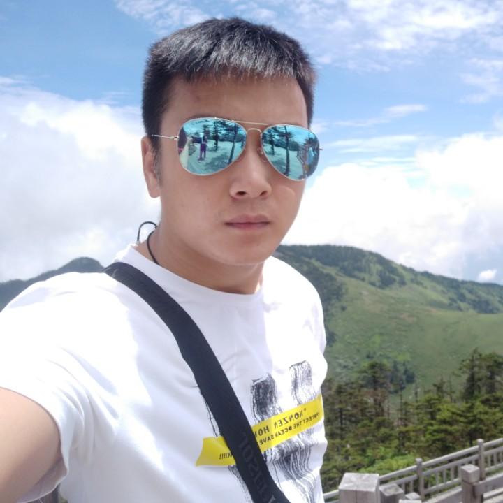 宋志豪二手面包车