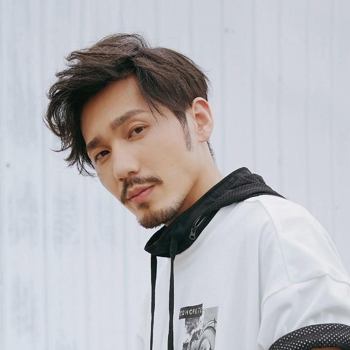 Mr.Zhou