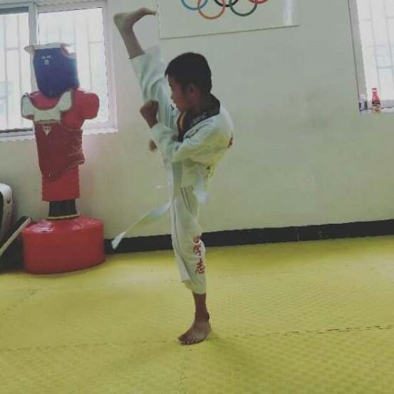 阔了多子里