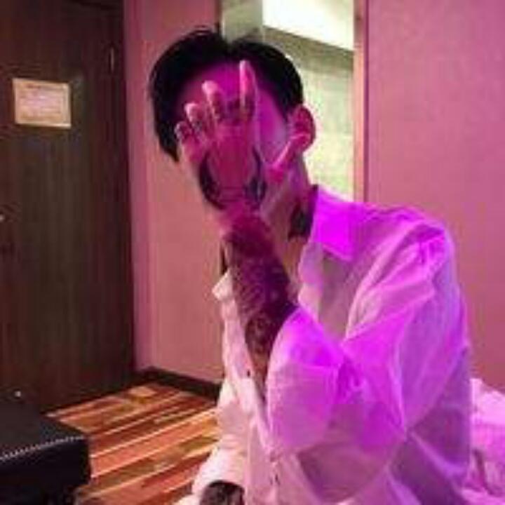 *<(¦Q[▓▓  呼呼呼。。。。