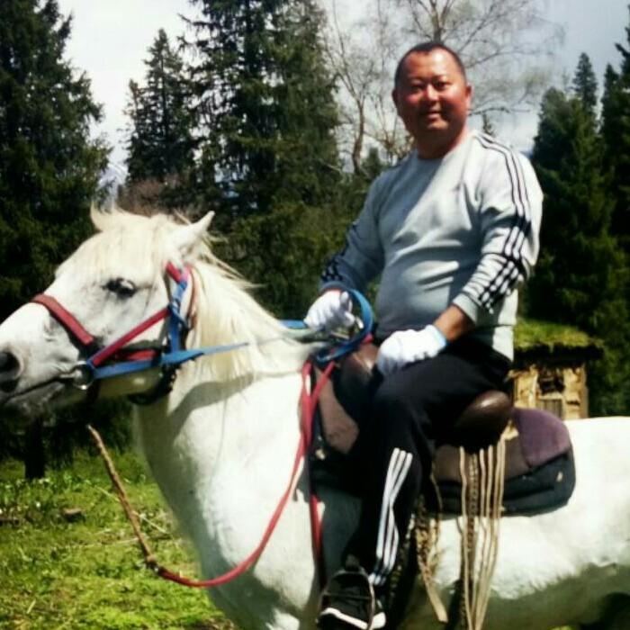 海山  , 那 拉 提