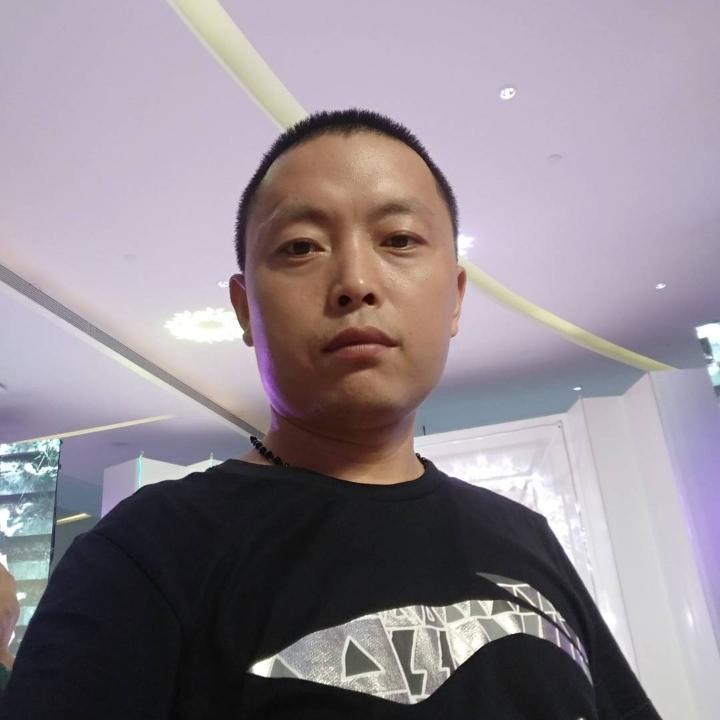 和荣环保，郑再行