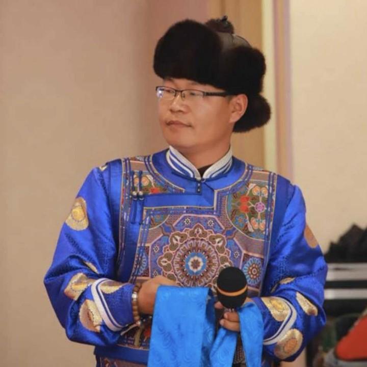 敖特根巴特尔