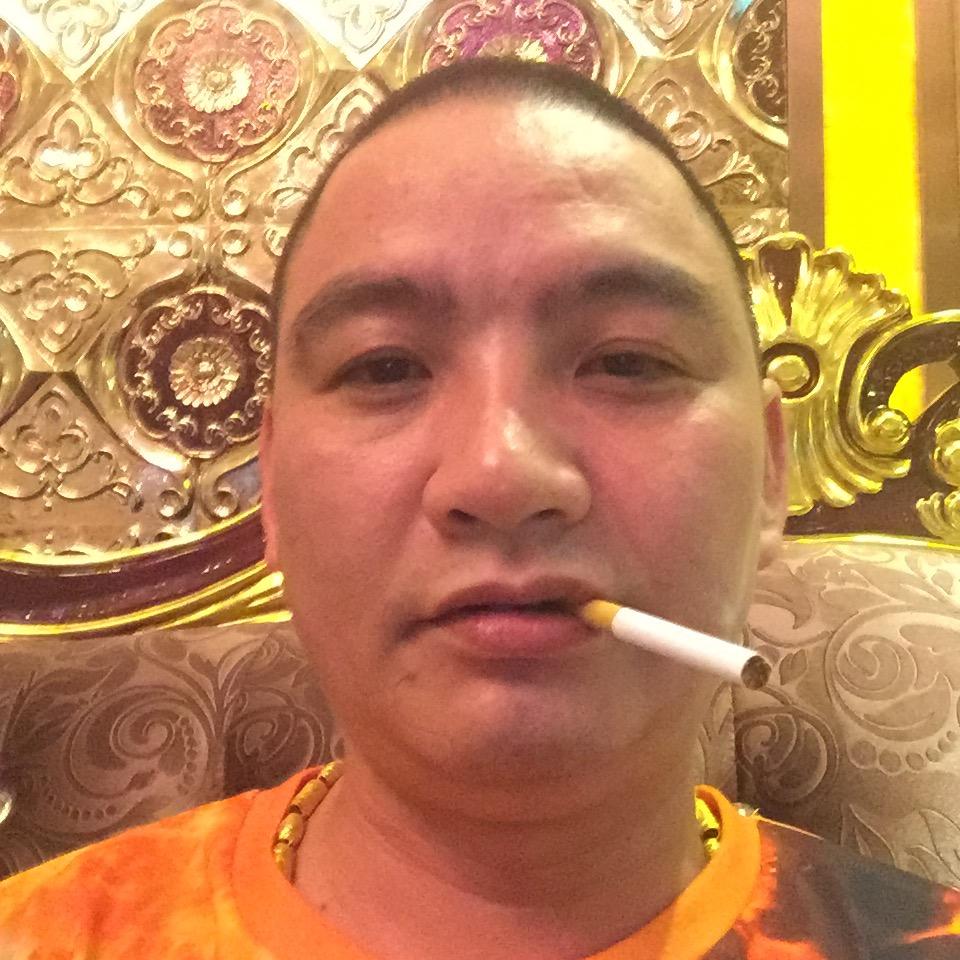 啊东