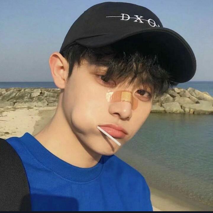 东徉